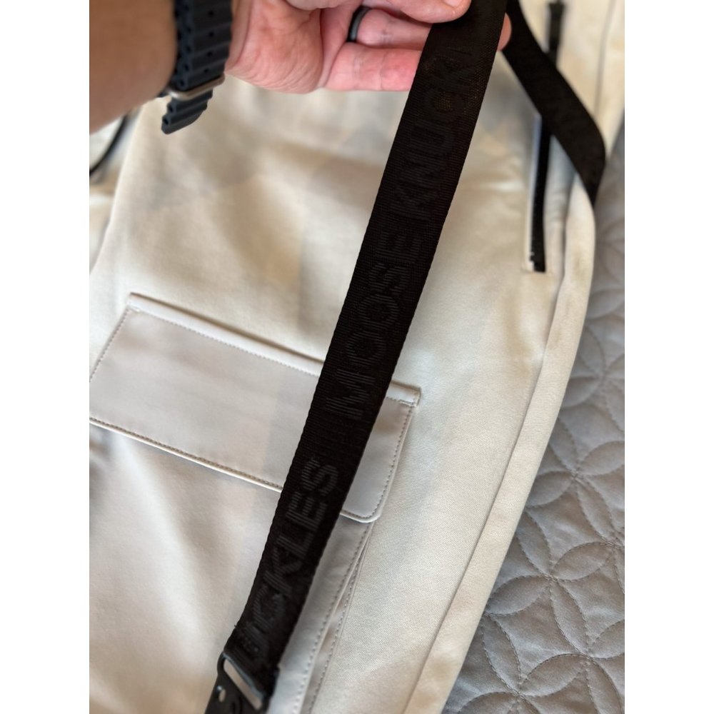 Men's Moose Knuckles Perido Cargo Joggers - Picture 4 of 15